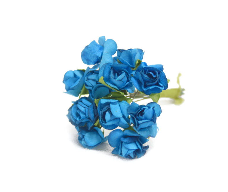 Сини хартиени цветя